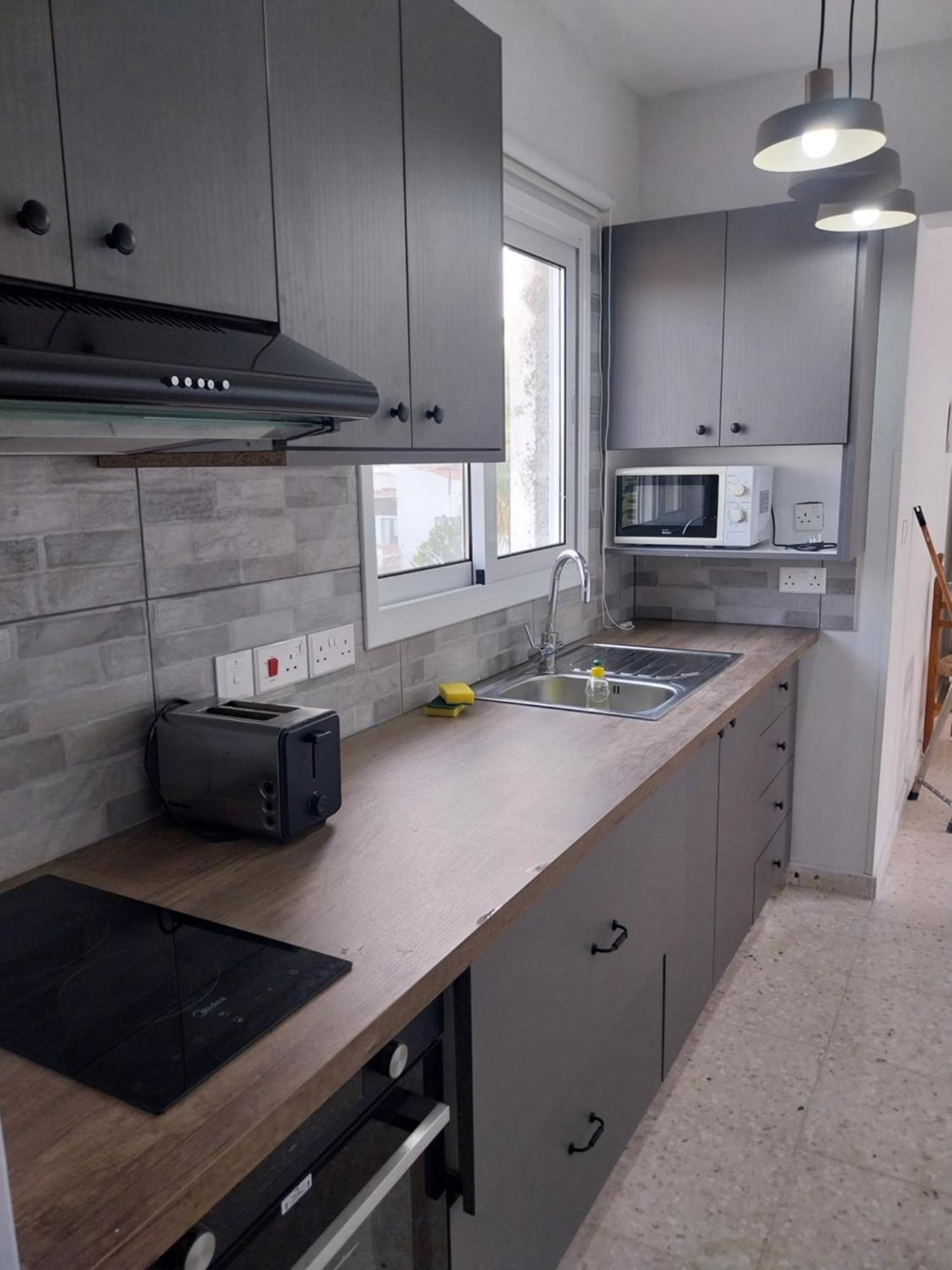 Amalia Apartments 폴리스 객실 사진